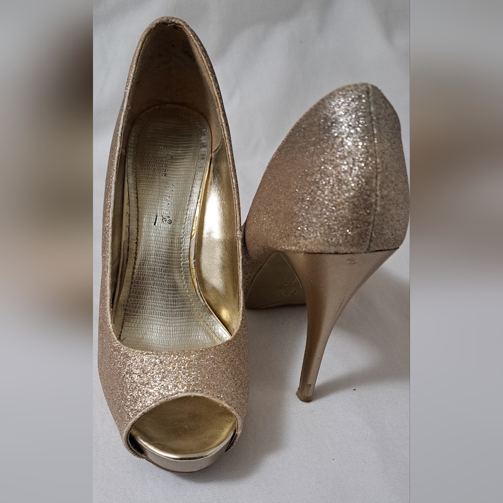 Anne Michelle Heeled  👠